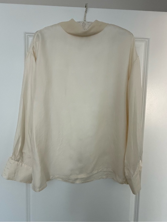 Tops - Vintage silk blouse